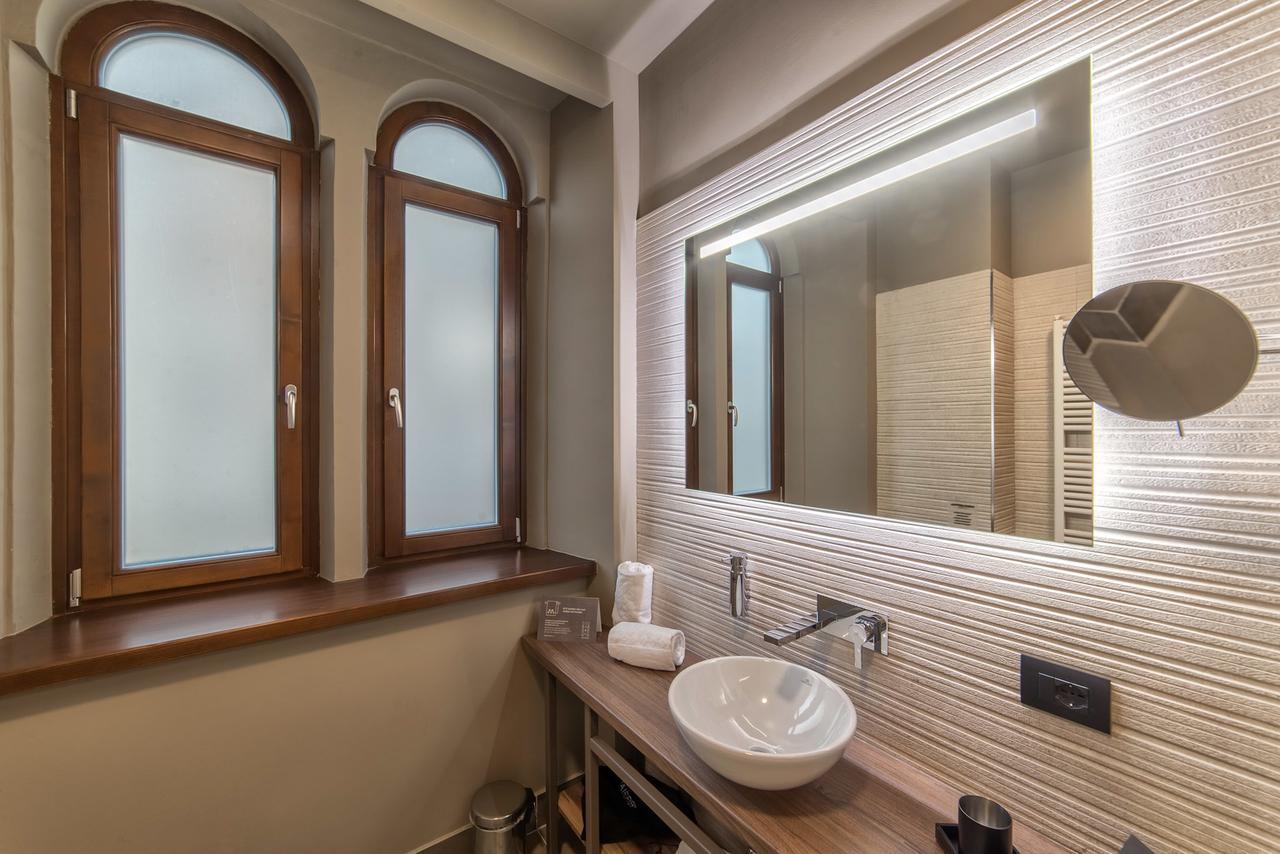 9 Stanze - Boutique Rooms Trieste Exteriör bild